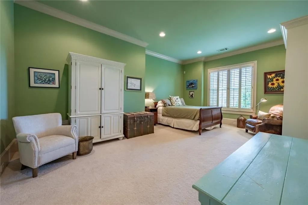 366 Stables Court, Sandy Springs, Georgia 30350, 7 Bedrooms Bedrooms, ,5 BathroomsBathrooms,Residential,Sold,366 Stables Court,6705243