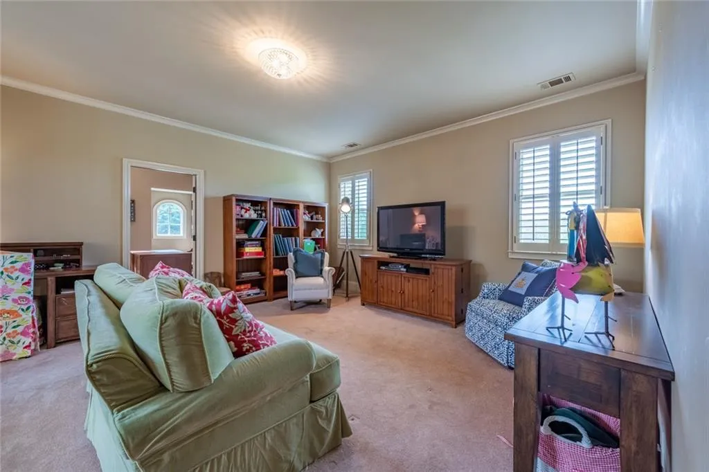 366 Stables Court, Sandy Springs, Georgia 30350, 7 Bedrooms Bedrooms, ,5 BathroomsBathrooms,Residential,Sold,366 Stables Court,6705243