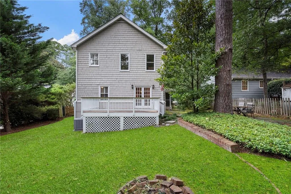 82 Lakeland Drive Nw, Atlanta, Georgia 30305, 3 Bedrooms Bedrooms, ,3 BathroomsBathrooms,Residential,For Sale,82 Lakeland Drive Nw,7628156