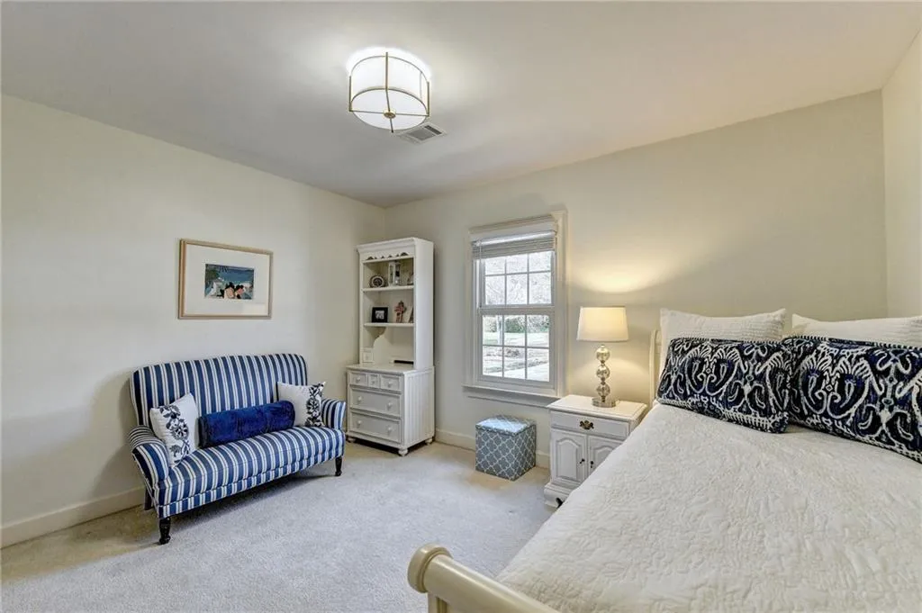 535 Avignon Court, Sandy Springs, Georgia 30350, 5 Bedrooms Bedrooms, ,4 BathroomsBathrooms,Residential,Sold,535 Avignon Court,7026937