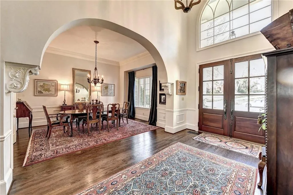 535 Avignon Court, Sandy Springs, Georgia 30350, 5 Bedrooms Bedrooms, ,4 BathroomsBathrooms,Residential,Sold,535 Avignon Court,7026937