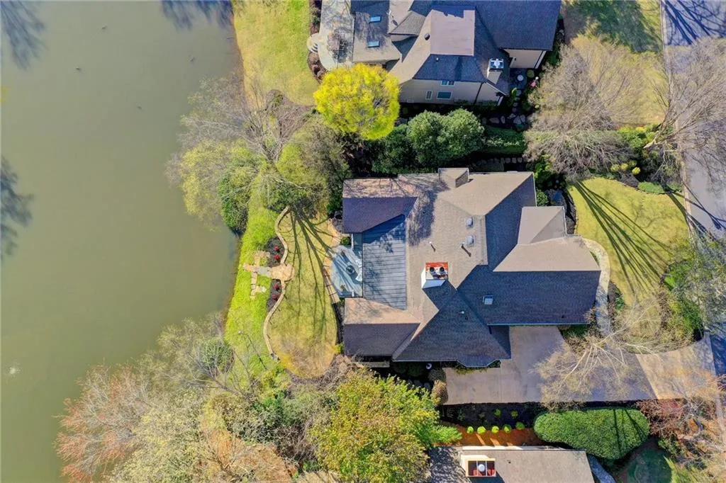 535 Avignon Court, Sandy Springs, Georgia 30350, 5 Bedrooms Bedrooms, ,4 BathroomsBathrooms,Residential,Sold,535 Avignon Court,7026937