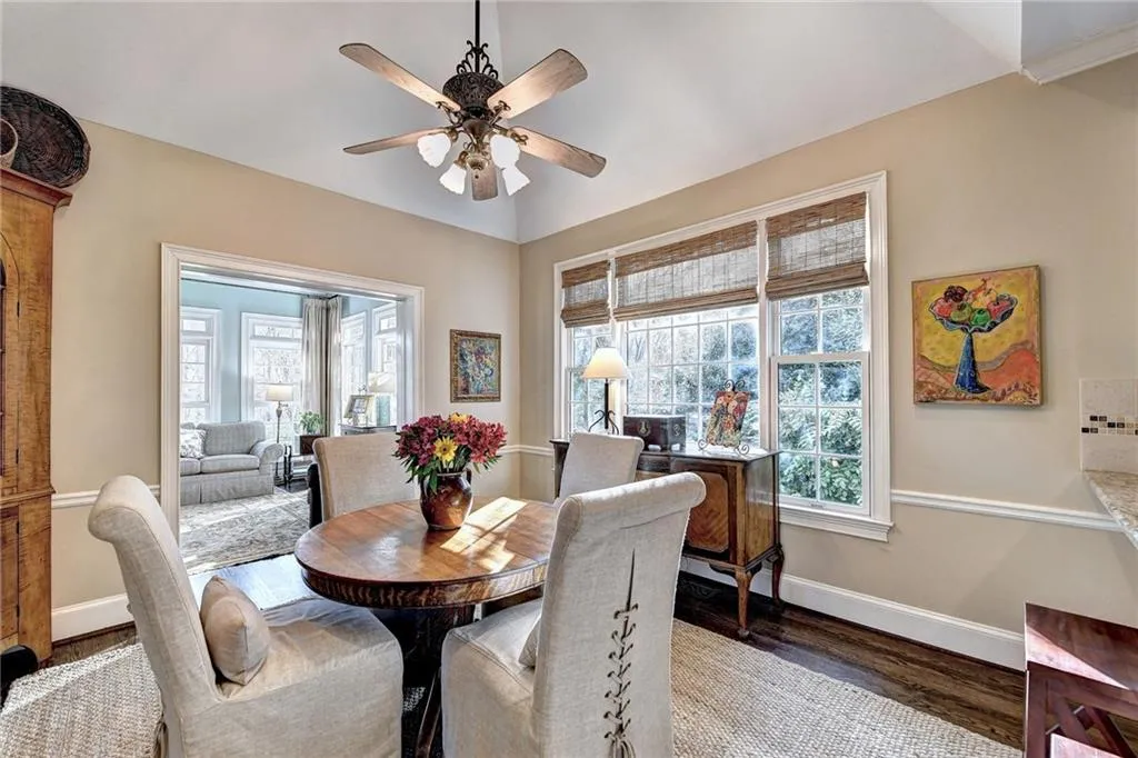535 Avignon Court, Sandy Springs, Georgia 30350, 5 Bedrooms Bedrooms, ,4 BathroomsBathrooms,Residential,Sold,535 Avignon Court,7026937