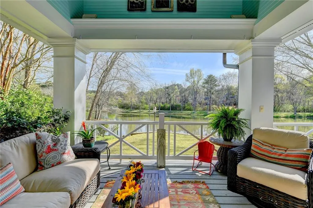 535 Avignon Court, Sandy Springs, Georgia 30350, 5 Bedrooms Bedrooms, ,4 BathroomsBathrooms,Residential,Sold,535 Avignon Court,7026937