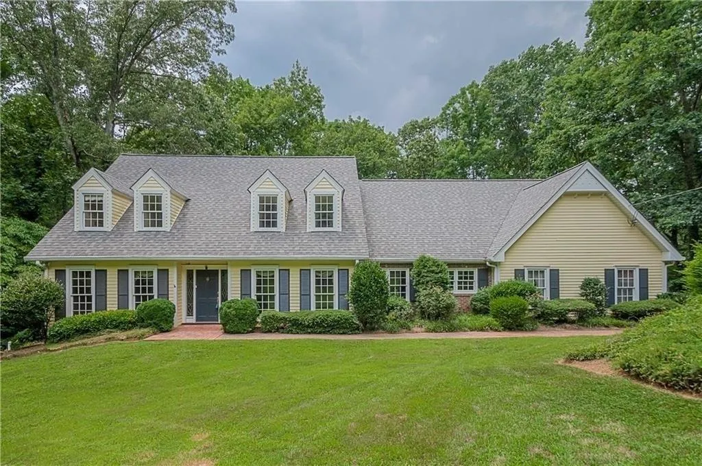 8930 Wedgeway, Sandy Springs, Georgia 30350, 5 Bedrooms Bedrooms, ,4 BathroomsBathrooms,Residential,Sold,8930 Wedgeway,6031554 8930 Wedgeway, Sandy Springs, Georgia 30350, 5 Bedrooms Bedrooms, ,4 BathroomsBathrooms,Residential,Sold,8930 Wedgeway,6031554