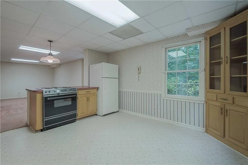 8930 Wedgeway, Sandy Springs, Georgia 30350, 5 Bedrooms Bedrooms, ,4 BathroomsBathrooms,Residential,Sold,8930 Wedgeway,6031554 8930 Wedgeway, Sandy Springs, Georgia 30350, 5 Bedrooms Bedrooms, ,4 BathroomsBathrooms,Residential,Sold,8930 Wedgeway,6031554