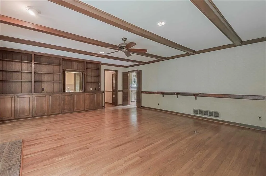 8930 Wedgeway, Sandy Springs, Georgia 30350, 5 Bedrooms Bedrooms, ,4 BathroomsBathrooms,Residential,Sold,8930 Wedgeway,6031554 8930 Wedgeway, Sandy Springs, Georgia 30350, 5 Bedrooms Bedrooms, ,4 BathroomsBathrooms,Residential,Sold,8930 Wedgeway,6031554