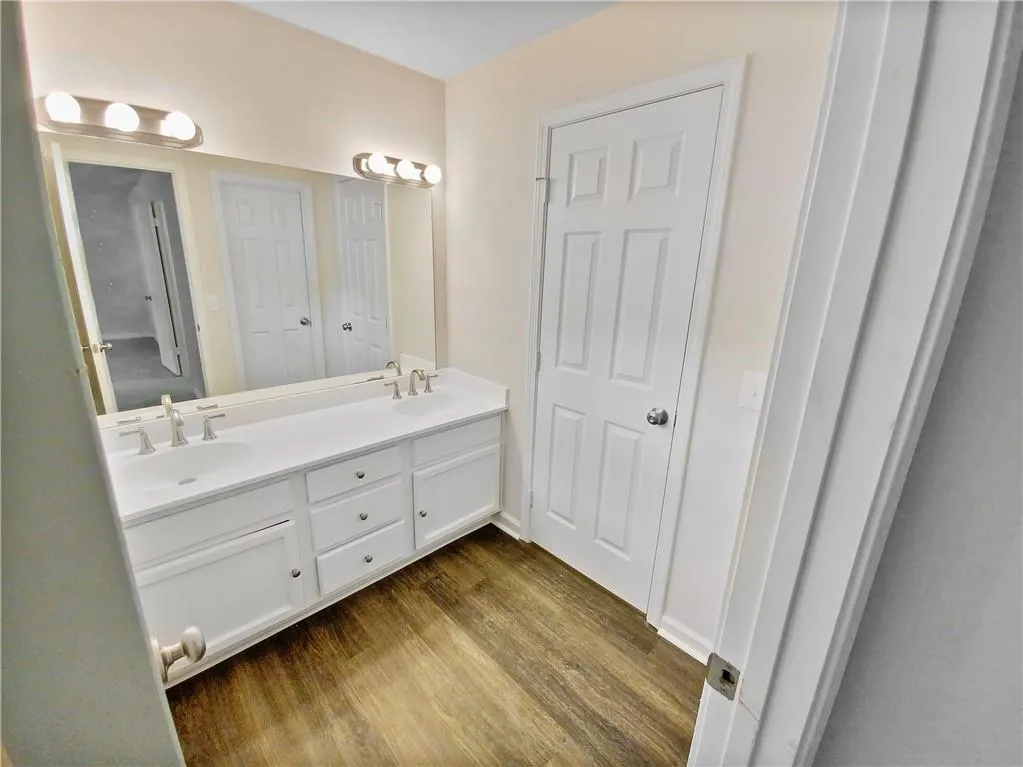 502 Brandywine Circle, Atlanta, Georgia 30350, 3 Bedrooms Bedrooms, ,2 BathroomsBathrooms,Residential,For Sale,502 Brandywine Circle,7428458