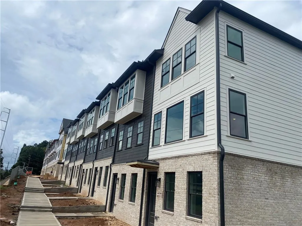 6631 Beacon Drive Unit 342, Sandy Springs, Georgia 30328, 3 Bedrooms Bedrooms, ,3 BathroomsBathrooms,Residential,Sold,6631 Beacon Drive Unit 342,6959389