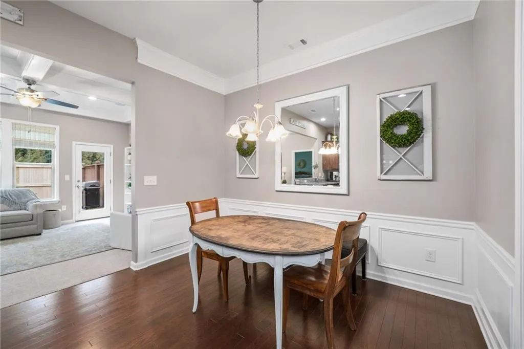 114 Bradford Drive, Atlanta, Georgia 30328, 4 Bedrooms Bedrooms, ,3 BathroomsBathrooms,Residential,Sold,114 Bradford Drive,6832590