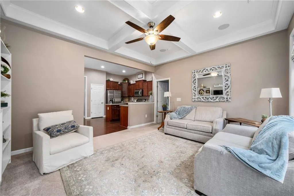 114 Bradford Drive, Atlanta, Georgia 30328, 4 Bedrooms Bedrooms, ,3 BathroomsBathrooms,Residential,Sold,114 Bradford Drive,6832590