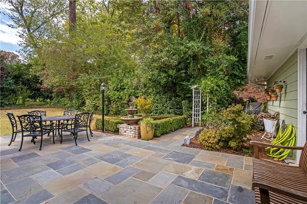 4750 Westfield Drive, Atlanta, Georgia 30342, 5 Bedrooms Bedrooms, ,3 BathroomsBathrooms,Residential,Sold,4750 Westfield Drive,7134351