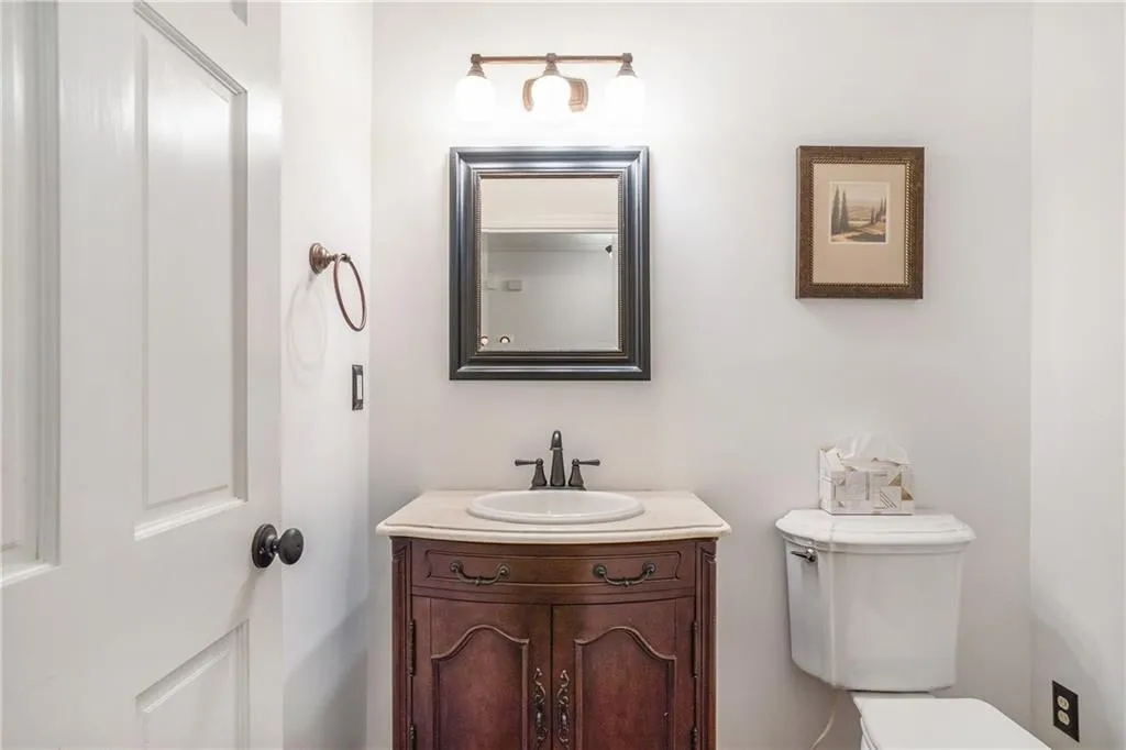 4750 Westfield Drive, Atlanta, Georgia 30342, 5 Bedrooms Bedrooms, ,3 BathroomsBathrooms,Residential,Sold,4750 Westfield Drive,7134351