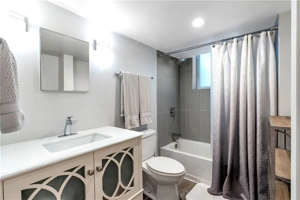 4750 Westfield Drive, Atlanta, Georgia 30342, 5 Bedrooms Bedrooms, ,3 BathroomsBathrooms,Residential,Sold,4750 Westfield Drive,7134351