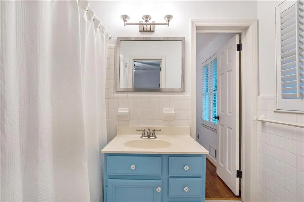 4750 Westfield Drive, Atlanta, Georgia 30342, 5 Bedrooms Bedrooms, ,3 BathroomsBathrooms,Residential,Sold,4750 Westfield Drive,7134351