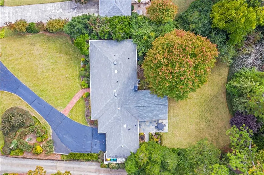 4750 Westfield Drive, Atlanta, Georgia 30342, 5 Bedrooms Bedrooms, ,3 BathroomsBathrooms,Residential,Sold,4750 Westfield Drive,7134351