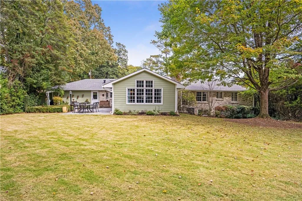 4750 Westfield Drive, Atlanta, Georgia 30342, 5 Bedrooms Bedrooms, ,3 BathroomsBathrooms,Residential,Sold,4750 Westfield Drive,7134351