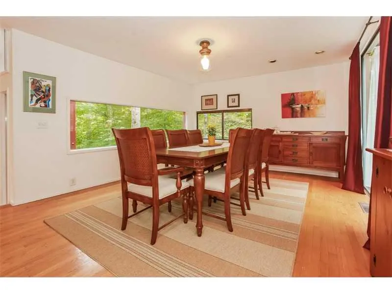 4749 Northside Drive Nw, Atlanta, Georgia 30327, 4 Bedrooms Bedrooms, ,3 BathroomsBathrooms,Residential,Sold,4749 Northside Drive Nw,5363161
