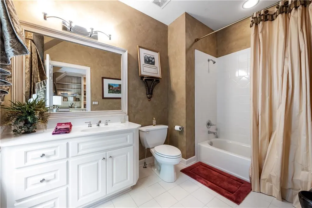 400 Winfield Glen Court, Atlanta, Georgia 30342, 4 Bedrooms Bedrooms, ,3 BathroomsBathrooms,Residential,Sold,400 Winfield Glen Court,7472063