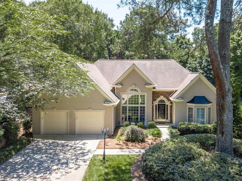 300 Whitley Park Drive, Sandy Springs, Georgia 30350, 4 Bedrooms Bedrooms, ,3 BathroomsBathrooms,Residential,Sold,300 Whitley Park Drive,6922883