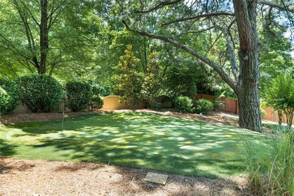 300 Whitley Park Drive, Sandy Springs, Georgia 30350, 4 Bedrooms Bedrooms, ,3 BathroomsBathrooms,Residential,Sold,300 Whitley Park Drive,6922883