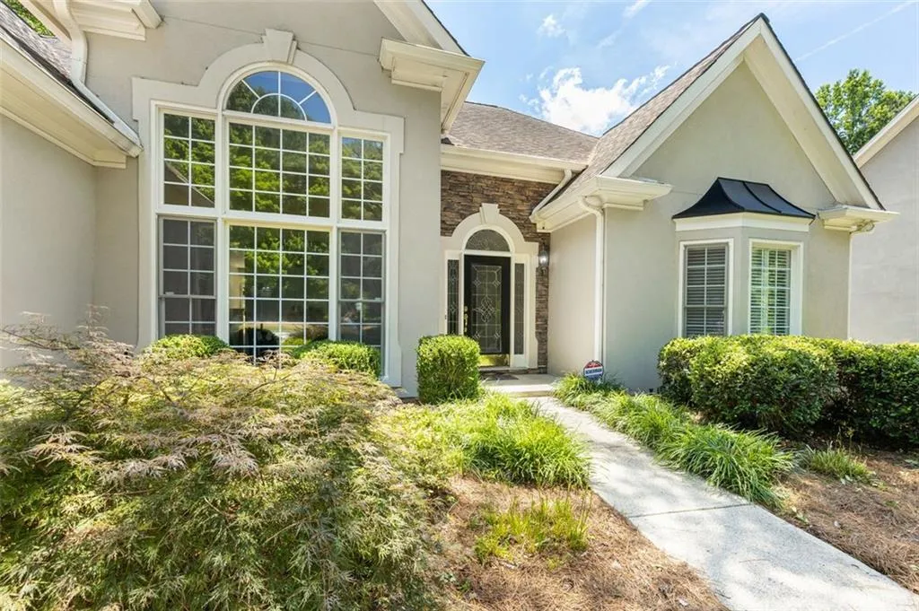 300 Whitley Park Drive, Sandy Springs, Georgia 30350, 4 Bedrooms Bedrooms, ,3 BathroomsBathrooms,Residential,Sold,300 Whitley Park Drive,6922883