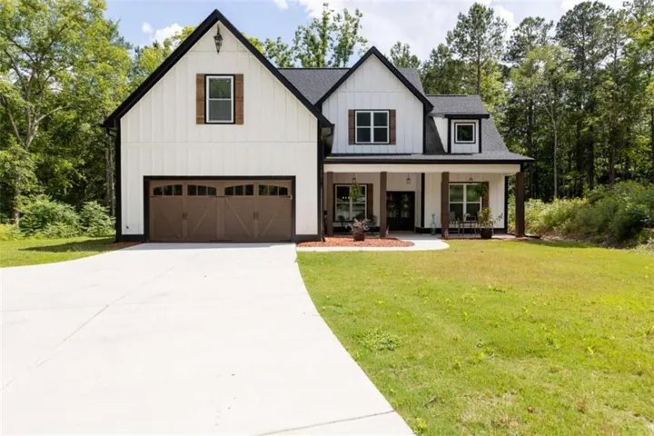 181 S Chattahoochee Drive S, Hogansville, Georgia 30230