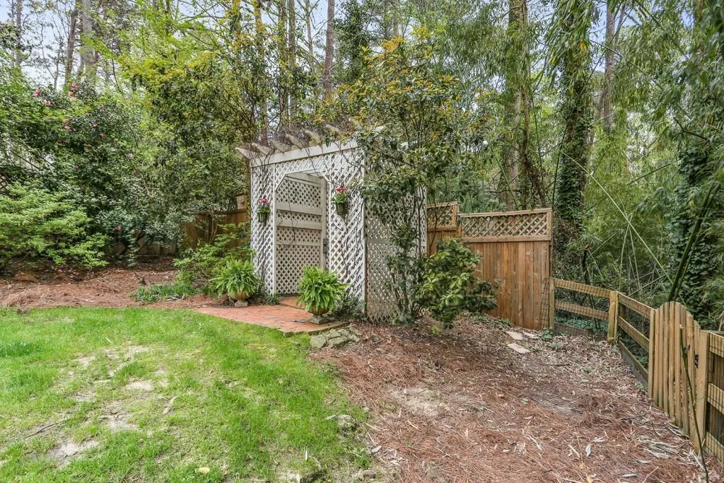 6405 Colebridge Road, Sandy Springs, Georgia 30328, 3 Bedrooms Bedrooms, ,3 BathroomsBathrooms,Residential,Sold,6405 Colebridge Road,5989485