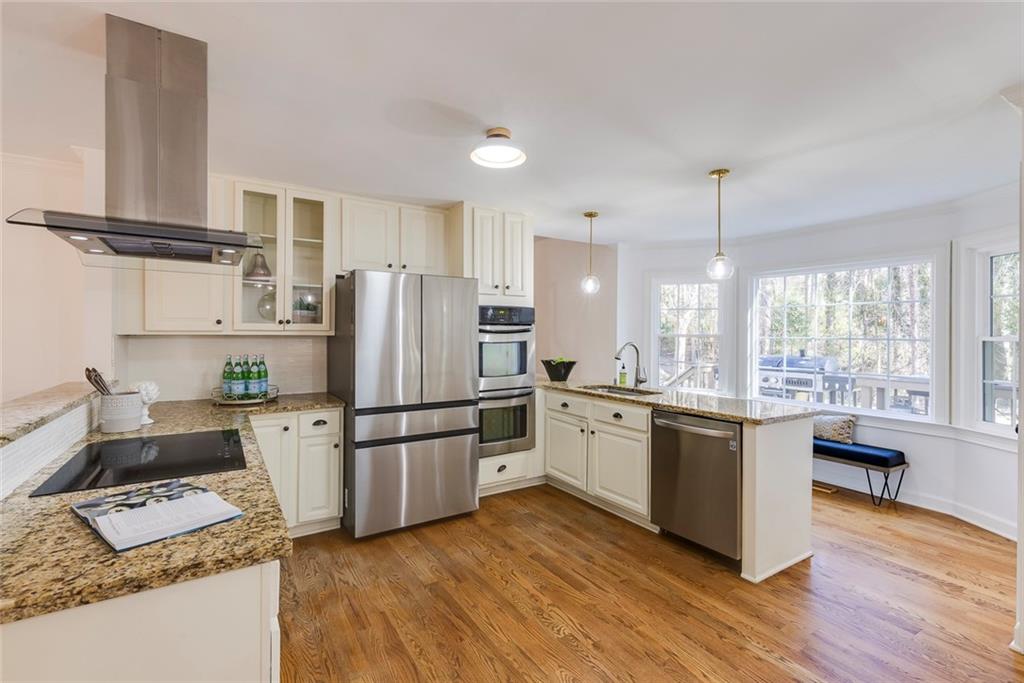 6990 Northgreen Drive, Sandy Springs, Georgia 30328, 4 Bedrooms Bedrooms, ,3 BathroomsBathrooms,Residential,Sold,6990 Northgreen Drive,7330692