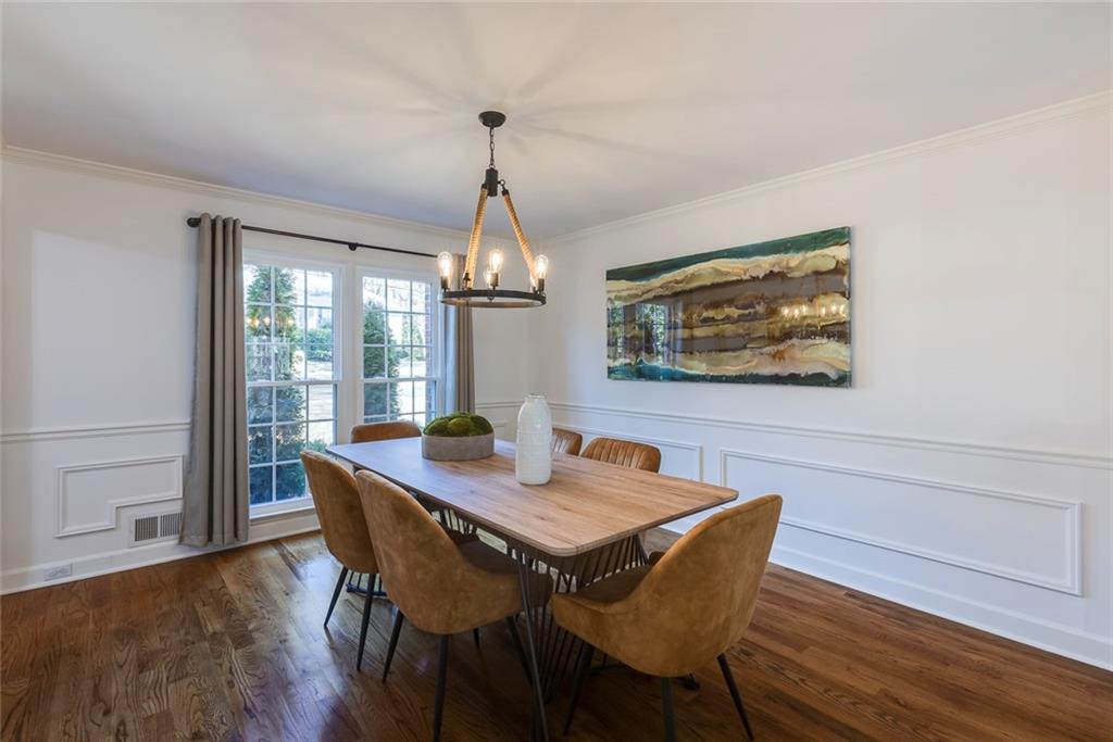 6990 Northgreen Drive, Sandy Springs, Georgia 30328, 4 Bedrooms Bedrooms, ,3 BathroomsBathrooms,Residential,Sold,6990 Northgreen Drive,7330692