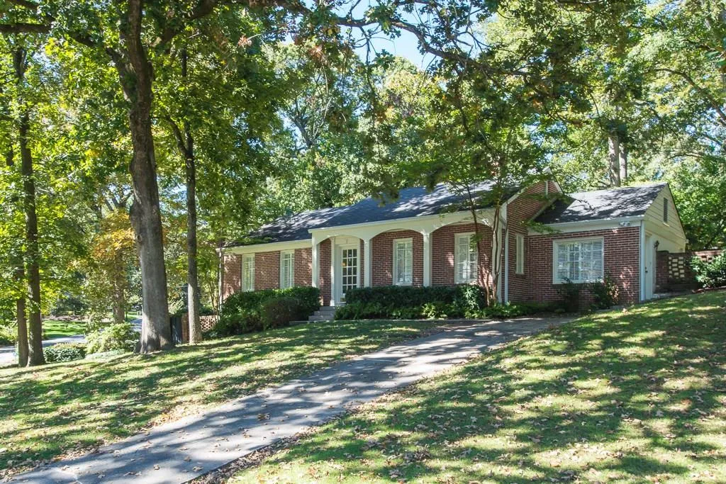 1794 Walthall Drive Nw, Atlanta, Georgia 30318, 3 Bedrooms Bedrooms, ,2 BathroomsBathrooms,Residential,Sold,1794 Walthall Drive Nw,5607650