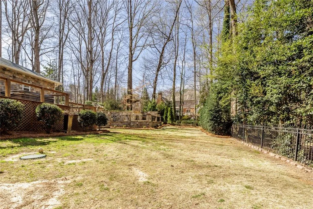 7680 Ryefield Drive, Sandy Springs, Georgia 30350, 6 Bedrooms Bedrooms, ,5 BathroomsBathrooms,Residential,Sold,7680 Ryefield Drive,7182717