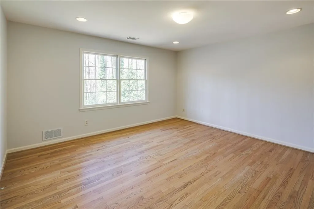 7680 Ryefield Drive, Sandy Springs, Georgia 30350, 6 Bedrooms Bedrooms, ,5 BathroomsBathrooms,Residential,Sold,7680 Ryefield Drive,7182717