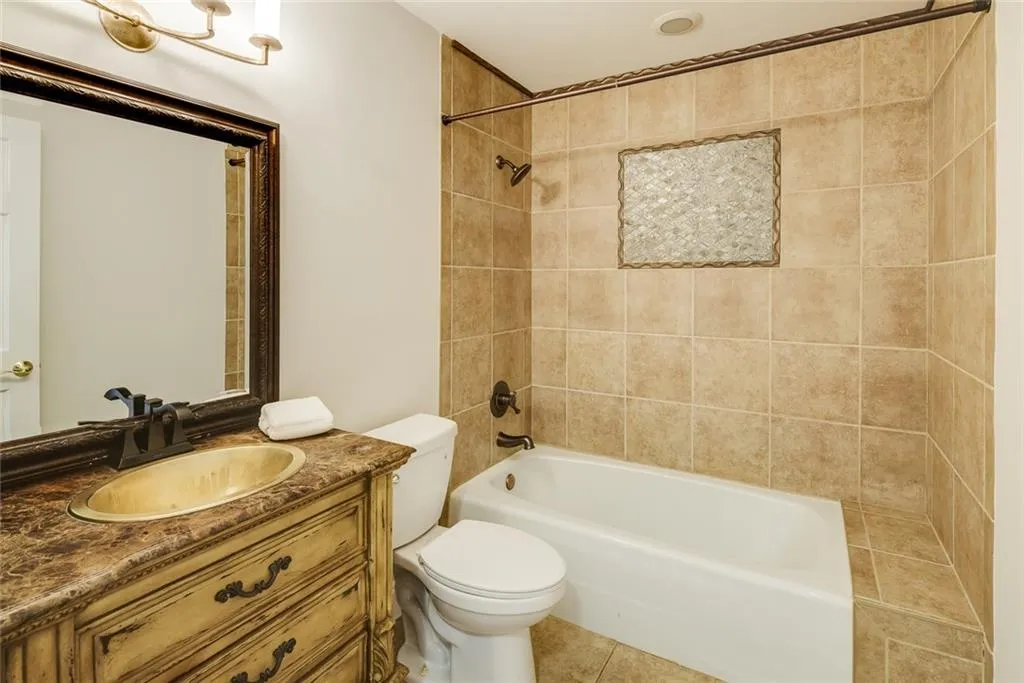 7680 Ryefield Drive, Sandy Springs, Georgia 30350, 6 Bedrooms Bedrooms, ,5 BathroomsBathrooms,Residential,Sold,7680 Ryefield Drive,7182717