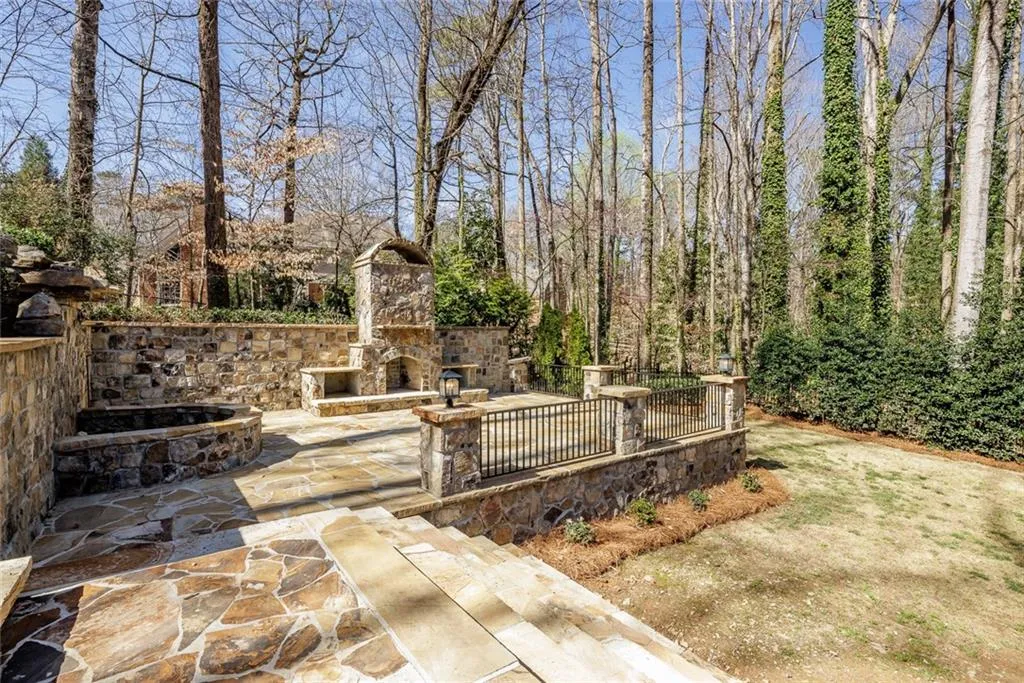 7680 Ryefield Drive, Sandy Springs, Georgia 30350, 6 Bedrooms Bedrooms, ,5 BathroomsBathrooms,Residential,Sold,7680 Ryefield Drive,7182717