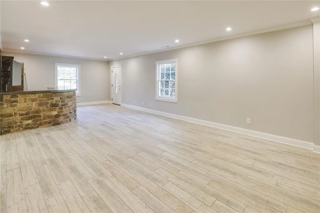 7680 Ryefield Drive, Sandy Springs, Georgia 30350, 6 Bedrooms Bedrooms, ,5 BathroomsBathrooms,Residential,Sold,7680 Ryefield Drive,7182717