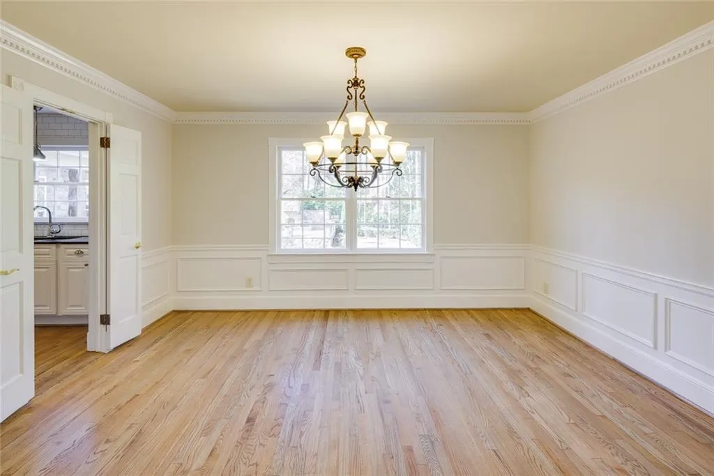 7680 Ryefield Drive, Sandy Springs, Georgia 30350, 6 Bedrooms Bedrooms, ,5 BathroomsBathrooms,Residential,Sold,7680 Ryefield Drive,7182717