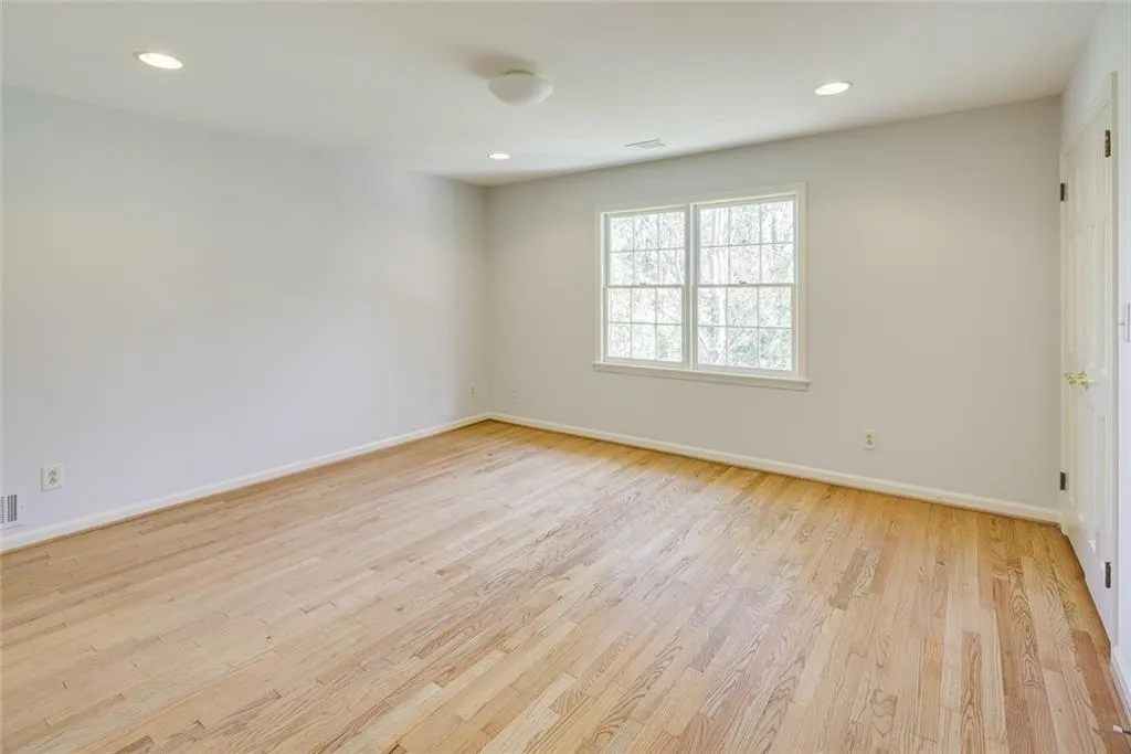 7680 Ryefield Drive, Sandy Springs, Georgia 30350, 6 Bedrooms Bedrooms, ,5 BathroomsBathrooms,Residential,Sold,7680 Ryefield Drive,7182717