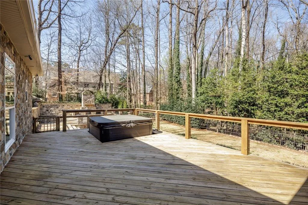 7680 Ryefield Drive, Sandy Springs, Georgia 30350, 6 Bedrooms Bedrooms, ,5 BathroomsBathrooms,Residential,Sold,7680 Ryefield Drive,7182717