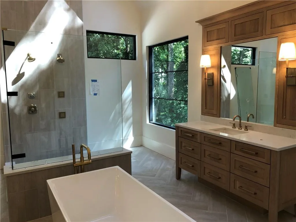 275 Mount Paran Road, Atlanta, Georgia 30327, 5 Bedrooms Bedrooms, ,6 BathroomsBathrooms,Residential,Sold,275 Mount Paran Road,6908331