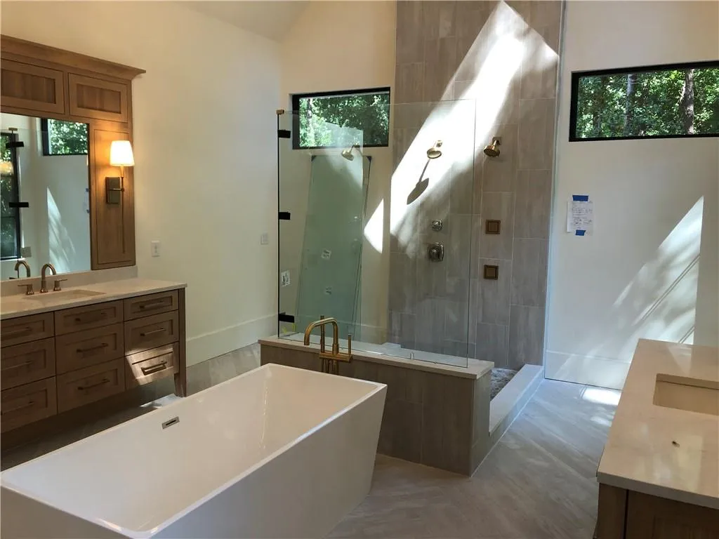 275 Mount Paran Road, Atlanta, Georgia 30327, 5 Bedrooms Bedrooms, ,6 BathroomsBathrooms,Residential,Sold,275 Mount Paran Road,6908331