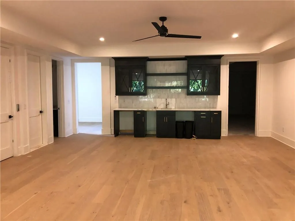 275 Mount Paran Road, Atlanta, Georgia 30327, 5 Bedrooms Bedrooms, ,6 BathroomsBathrooms,Residential,Sold,275 Mount Paran Road,6908331