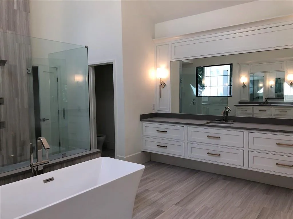 275 Mount Paran Road, Atlanta, Georgia 30327, 5 Bedrooms Bedrooms, ,6 BathroomsBathrooms,Residential,Sold,275 Mount Paran Road,6908331