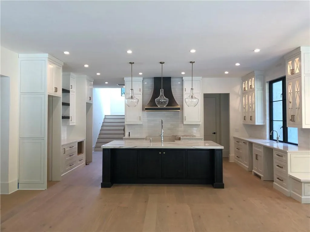 275 Mount Paran Road, Atlanta, Georgia 30327, 5 Bedrooms Bedrooms, ,6 BathroomsBathrooms,Residential,Sold,275 Mount Paran Road,6908331