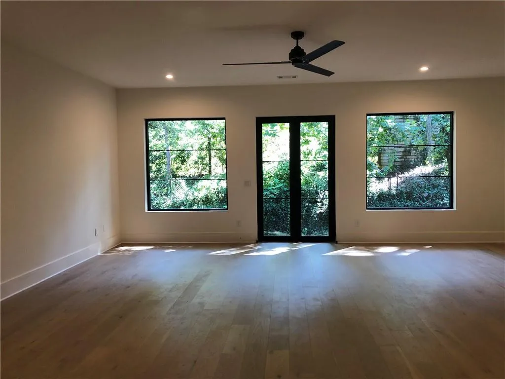 275 Mount Paran Road, Atlanta, Georgia 30327, 5 Bedrooms Bedrooms, ,6 BathroomsBathrooms,Residential,Sold,275 Mount Paran Road,6908331