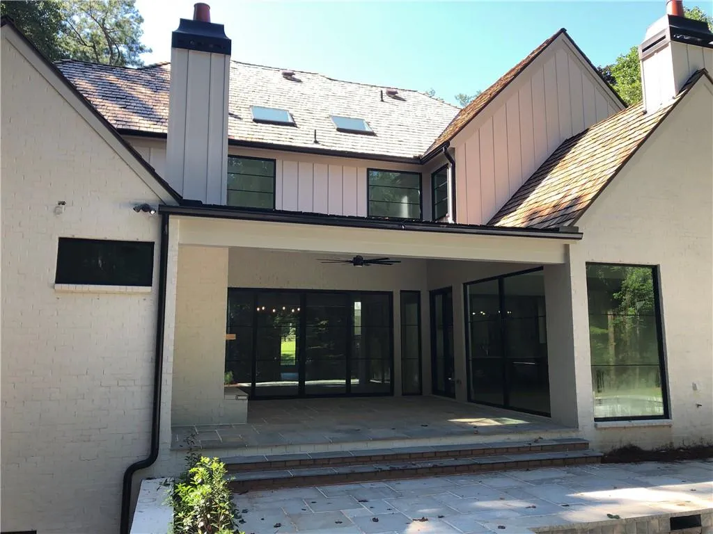 275 Mount Paran Road, Atlanta, Georgia 30327, 5 Bedrooms Bedrooms, ,6 BathroomsBathrooms,Residential,Sold,275 Mount Paran Road,6908331