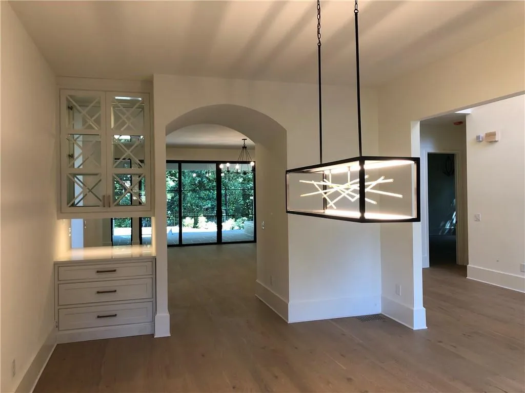 275 Mount Paran Road, Atlanta, Georgia 30327, 5 Bedrooms Bedrooms, ,6 BathroomsBathrooms,Residential,Sold,275 Mount Paran Road,6908331