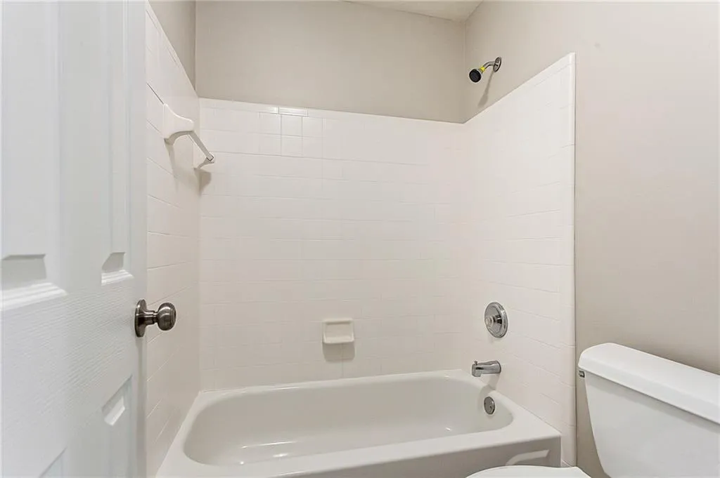 755 Glenridge Close Drive, Atlanta, Georgia 30328, 4 Bedrooms Bedrooms, ,2 BathroomsBathrooms,Residential,Sold,755 Glenridge Close Drive,6893788 755 Glenridge Close Drive, Atlanta, Georgia 30328, 4 Bedrooms Bedrooms, ,2 BathroomsBathrooms,Residential,Sold,755 Glenridge Close Drive,6893788