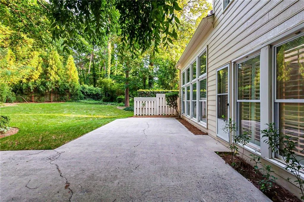 755 Glenridge Close Drive, Atlanta, Georgia 30328, 4 Bedrooms Bedrooms, ,2 BathroomsBathrooms,Residential,Sold,755 Glenridge Close Drive,6893788 755 Glenridge Close Drive, Atlanta, Georgia 30328, 4 Bedrooms Bedrooms, ,2 BathroomsBathrooms,Residential,Sold,755 Glenridge Close Drive,6893788