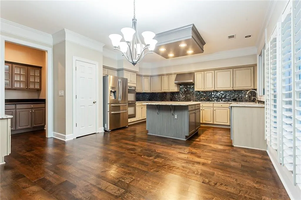 755 Glenridge Close Drive, Atlanta, Georgia 30328, 4 Bedrooms Bedrooms, ,2 BathroomsBathrooms,Residential,Sold,755 Glenridge Close Drive,6893788 755 Glenridge Close Drive, Atlanta, Georgia 30328, 4 Bedrooms Bedrooms, ,2 BathroomsBathrooms,Residential,Sold,755 Glenridge Close Drive,6893788